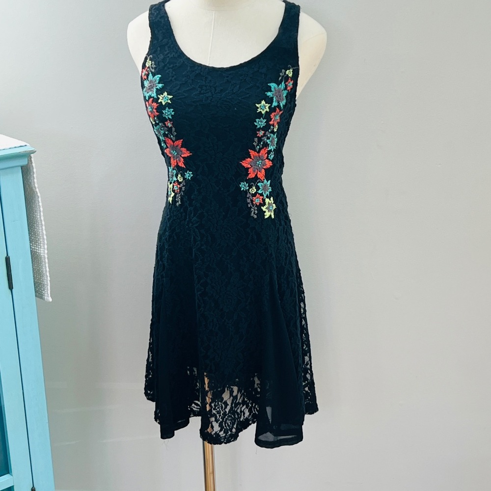 Miss Me Black Lace Floral Embroidered Sleeveless Fit & Flare Dress Small Boho